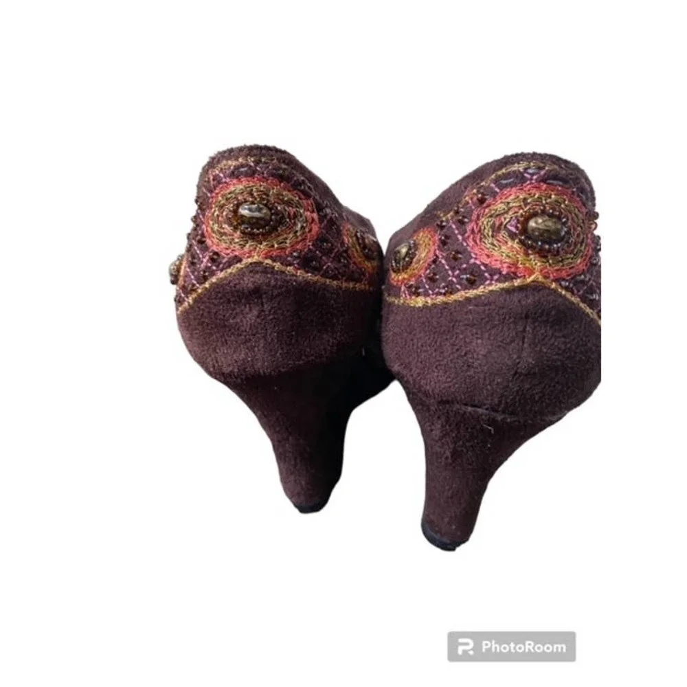 Nomad Dark Brown Suede Wedges‎ with Embroidery